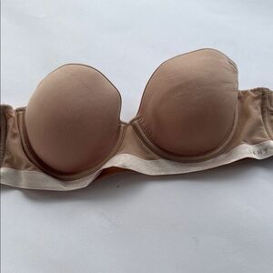 DKNY LIGHTLY PADDED STRAPLESS BRA SIZE 30D INTIMATES NUDE TAN BEIGE